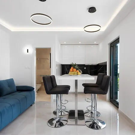 Aea Del Mare تروغير