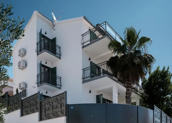 Aea Del Mare Apartment Trogir