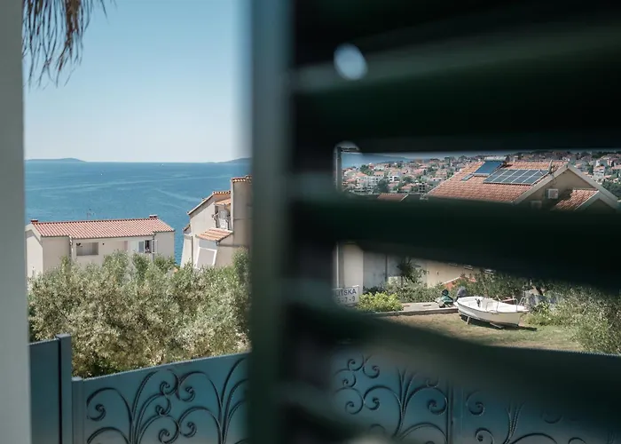 Apartment Aea Del Mare Trogir