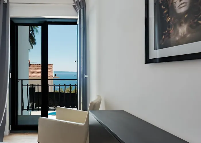 Aea Del Mare * טרוגיר